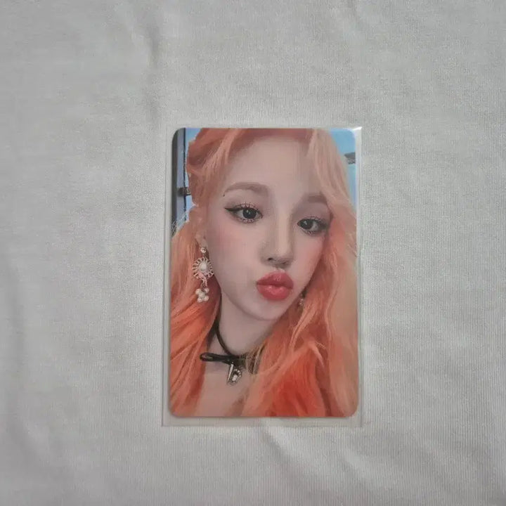 [BUNJANG]  (G)I-DLE I LOVE Nude Yuqi Photocard / 여자아이들  I LOVE 누드 우기 앨범 포카