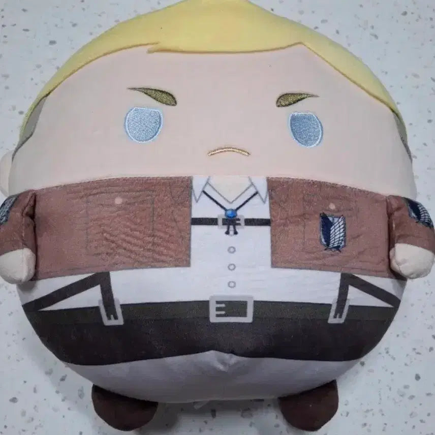 [BUNJANG] Attack on Titan Erwin Smith Plush Doll / 진격의 거인 엘빈스미스 인형판매