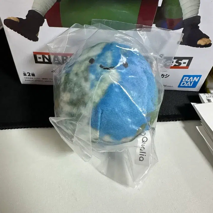 [BUNJANG] Qualia Nikkorino Space Planet Plush Earth / Qualia 퀄리아 닛코리노 니코리노 우주 행성 누이구루미 가챠 지구