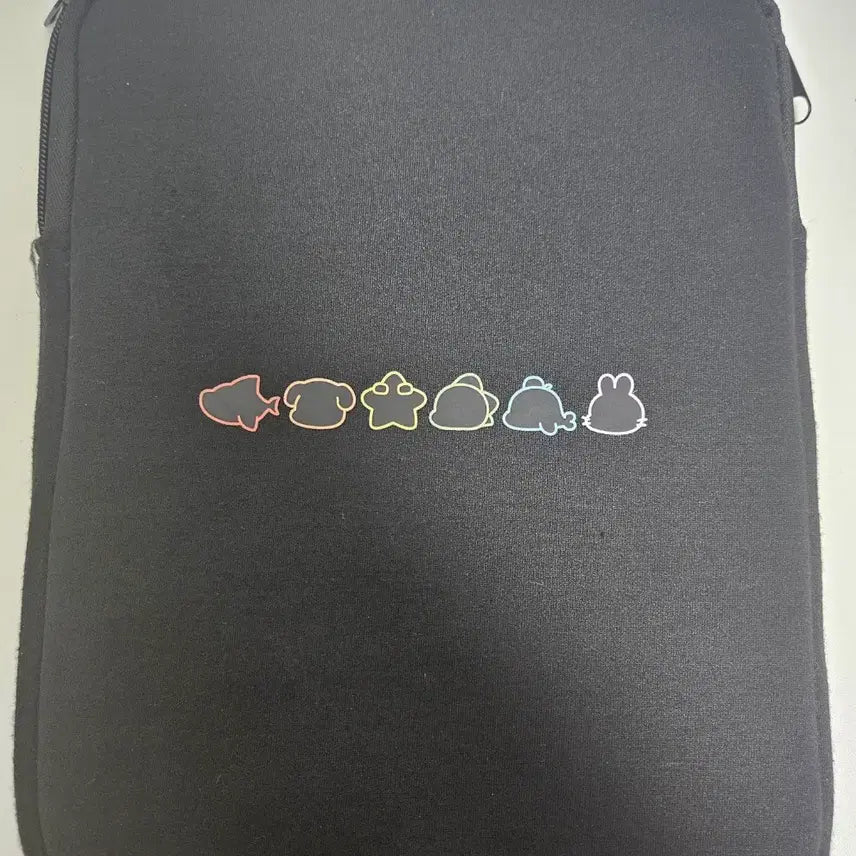 [BUNJANG] Pixely iPad Pouch / 픽셀리 아이패드 파우치