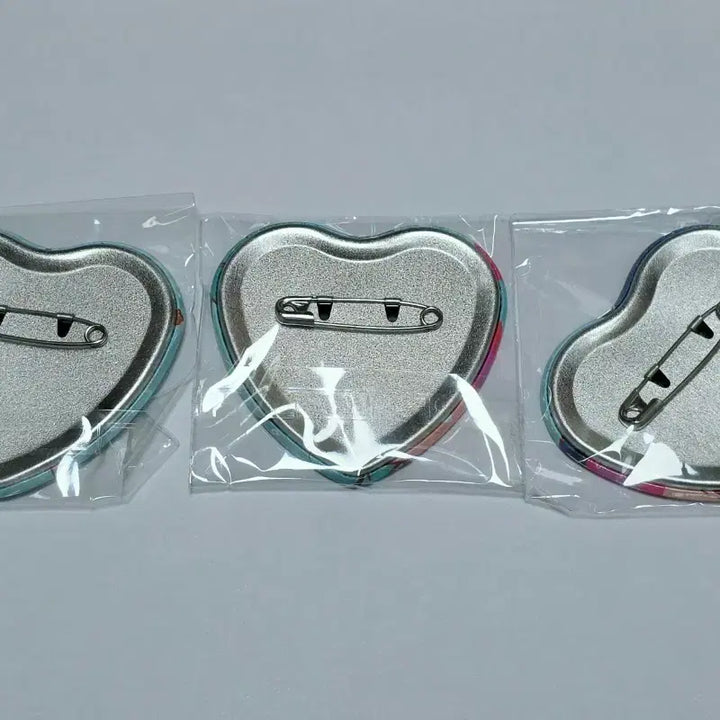 [BUNJANG] A Stage Heart Can Badge Bundle Set / 에이스테 후모코레 하트형 캔뱃지 일괄