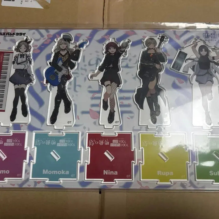 [BUNJANG] Girlkind 5th One-Man Streaming Lucky Draw Acrylic &amp; Can Badge Set / 걸밴크 5th 원맨 스트리밍 특전