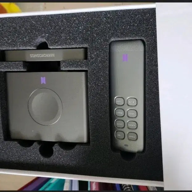 [BUNJANG] BTS Jungkook Bluetooth Mood Lamp Full Set (Photocard Included) / BTS 방탄 정국 블루투스무드등 풀셋(포카포함)