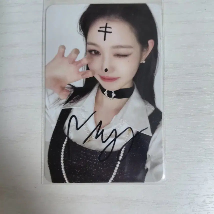 [BUNJANG] Jang Wonyoung Signed Photocard / 장원영 싸인포카