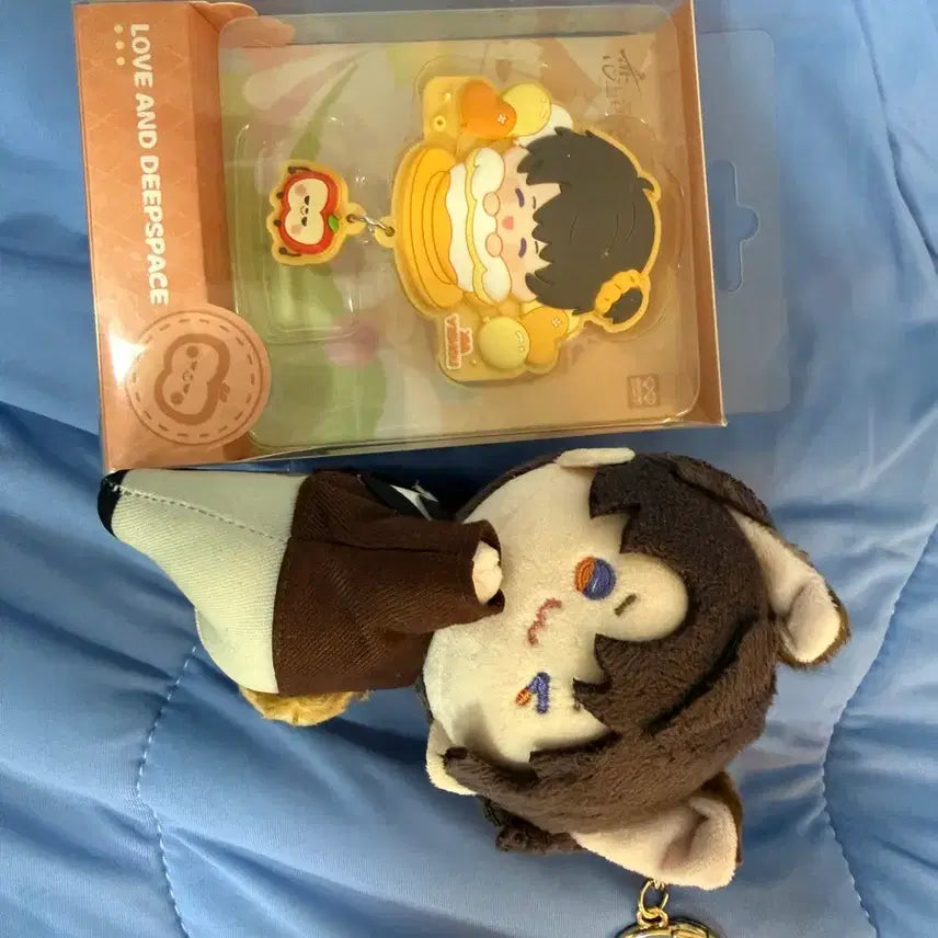 [BUNJANG] Love &amp; Deepspace Howoo Cat Butler Doll &amp; Refrigerator Magnet Set / 럽딥 러브앤딥스페이스 하우주 굿즈 냥집사 인형 냉장고자석