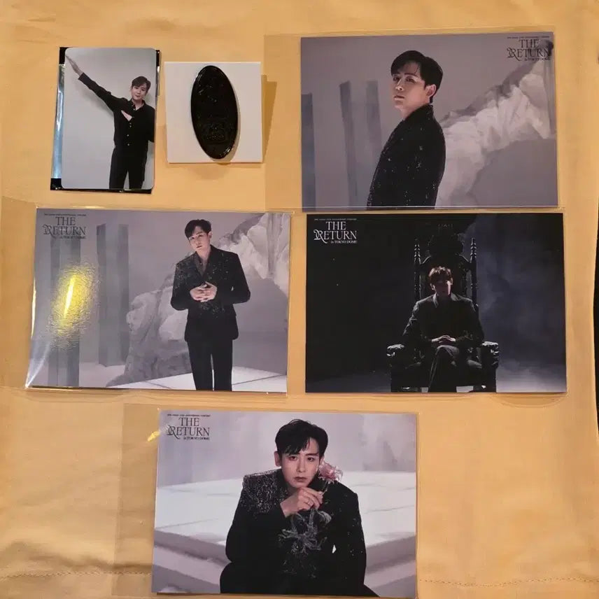 [BUNJANG] 2PM Nichkhun The Return of the King Tokyo Dome Lucky Draw Photocard &amp; Medal Badge Set / 2pm닉쿤 도쿄돔더리턴 트레카 현장포카 메달뱃지