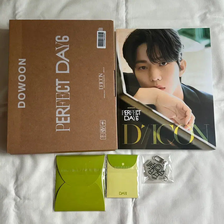 [BUNJANG] DAY6 Dowoon DICON Magazine B Set Full Set / 데이식스 도운 디아이콘 잡지 b세트 풀셋