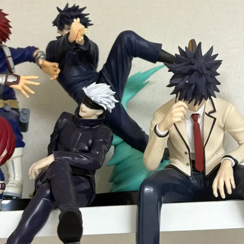 [BUNJANG] Jujutsu Kaisen Satoru Gojo &amp; Megumi Fushiguro Figures / 주술회전 피규어 양도 고죠 사토루 후시구로 메구미