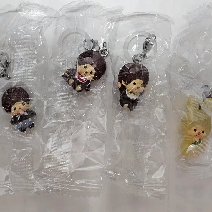 [BUNJANG] Monchhichi Mejirushi Set of 4 / 몬치치 메지루시 4개 세트