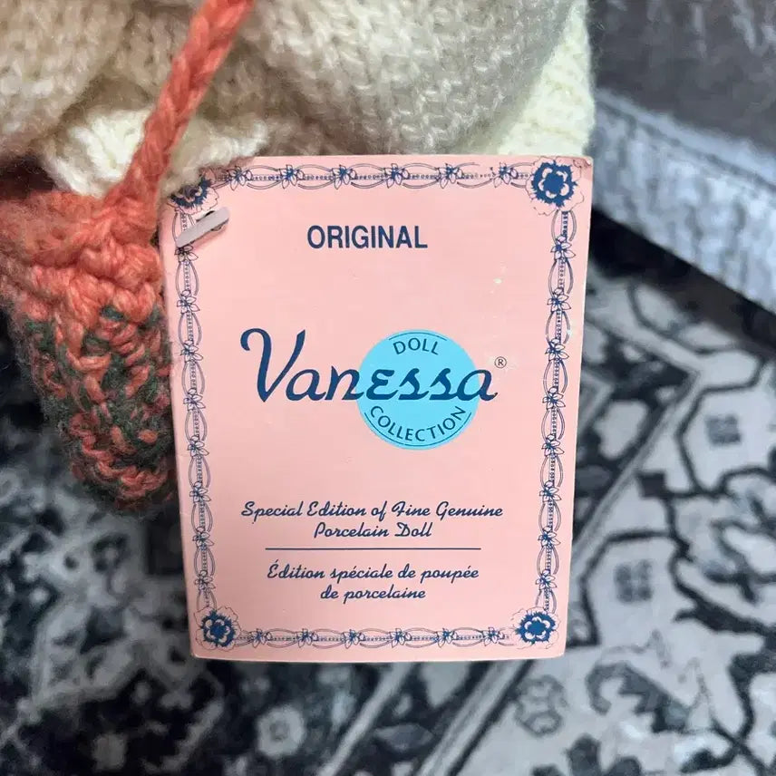 [BUNJANG] 1995 Vanessa Porcelain Doll Bisque Doll 40cm / 1995년 포세린돌 40cm 폴린돌 비스크돌 (캐나다)