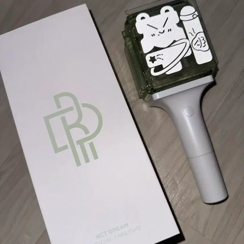[BUNJANG] NCT DREAM Official Light Stick (Moominbom) / 믐뭔봄 엔시티드림 응원봉 뉴믐