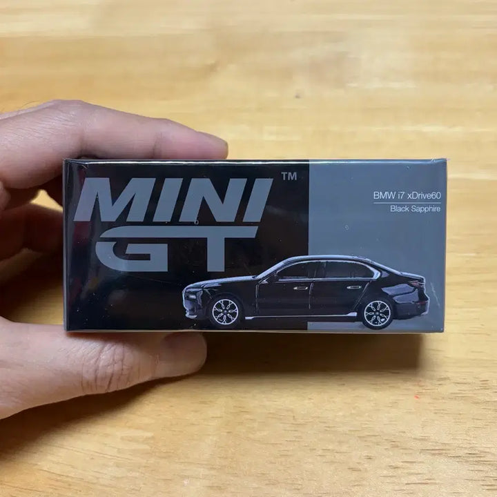 [BUNJANG] Miniauto 802 BMW i7 xDrive60 Black Sapphire Die-cast Model / 미니지티 802 BMW i7 xDrive60 블랙 사파이어 다이캐스트