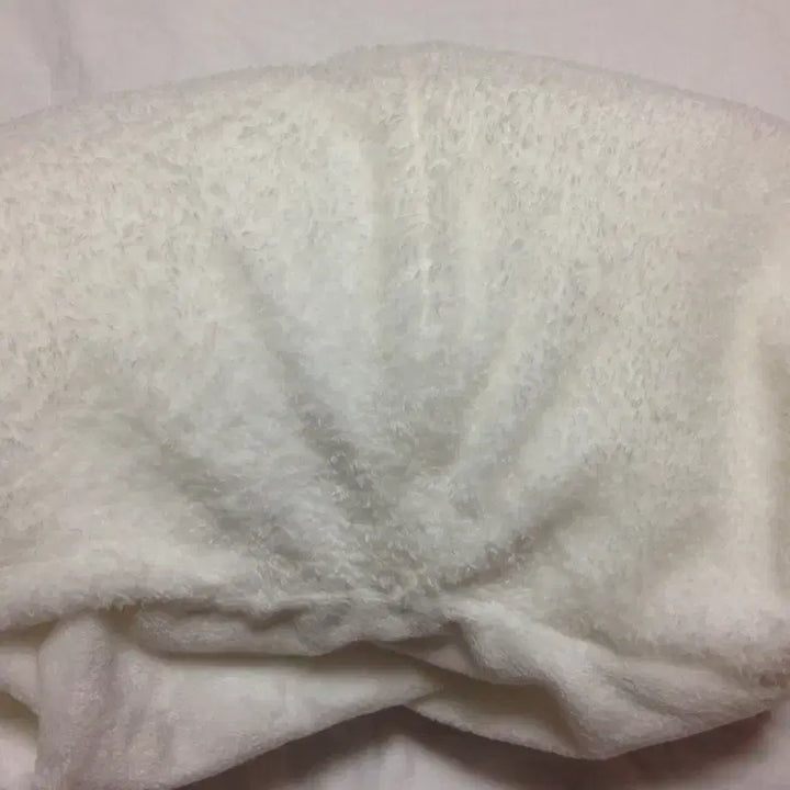 [BUNJANG] Gyunini Hooded Blanket / 규니니 후드 담요