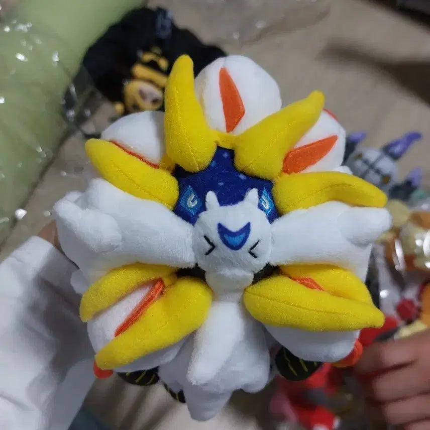 [BUNJANG] Pokemon Solgaleo Fit Plush Doll / 포켓몬스터 fit 솔가레오 인형