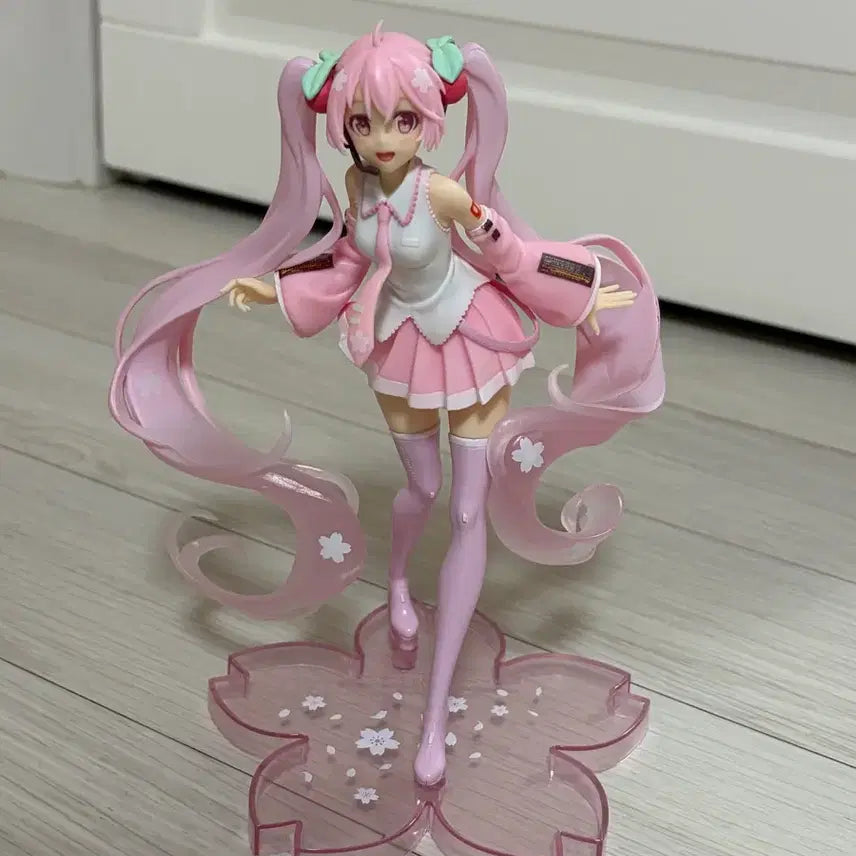[BUNJANG] Sakura Miku Figure / 사쿠라미쿠 피규어