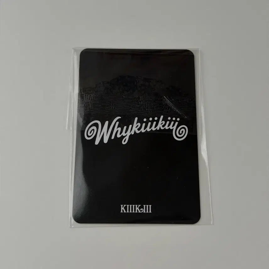 [BUNJANG] KiiiKiii Waikiki Official Photocard Bundle Set (4 pcs) / 키키 KiiiKiii 와이키키 공방포카 4장 일괄