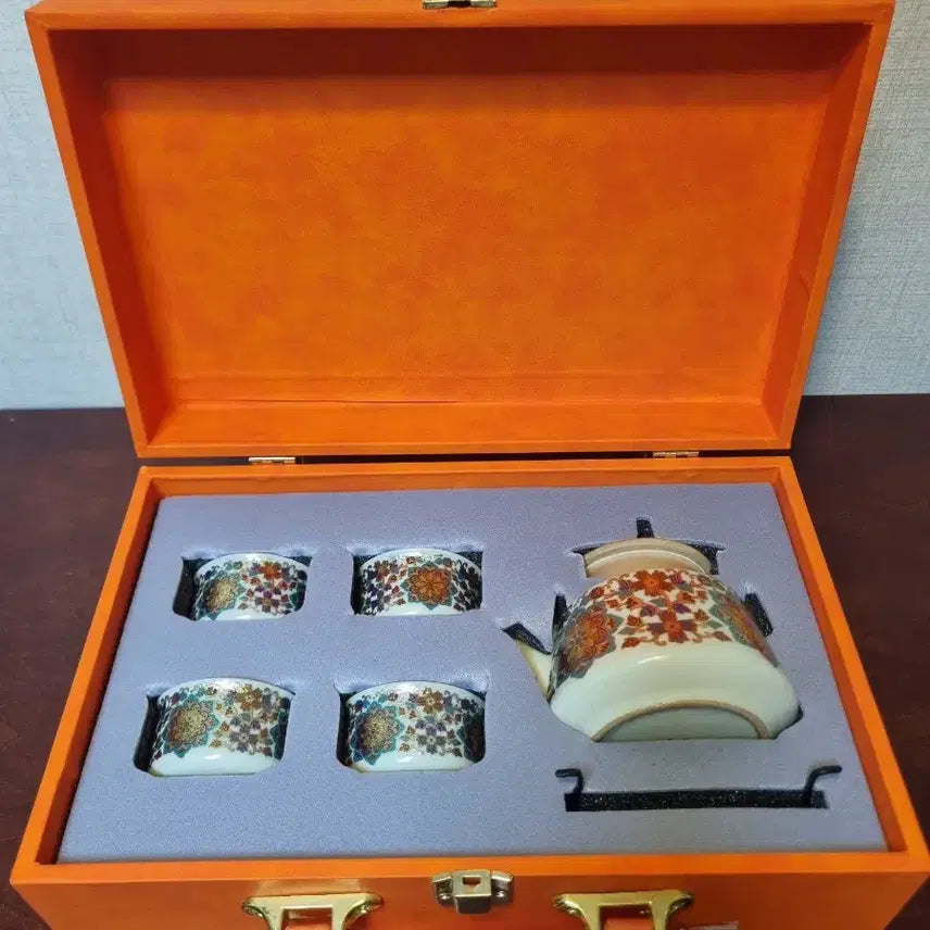 [BUNJANG] Chinese Luxury 4-Person Tea Set (Unused Full Box) / 화려한 중국 고급 4인 다기세트 (미사용 풀박스)