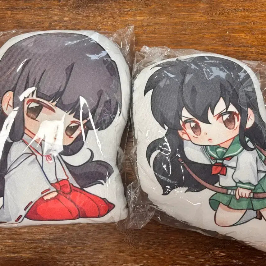[BUNJANG] Inuyasha Kikyo &amp; Kagome Cushion Set / 이누야샤/ 키쿄우 카고메 ( 금강 가영 )비공굿 비공식 쿠션