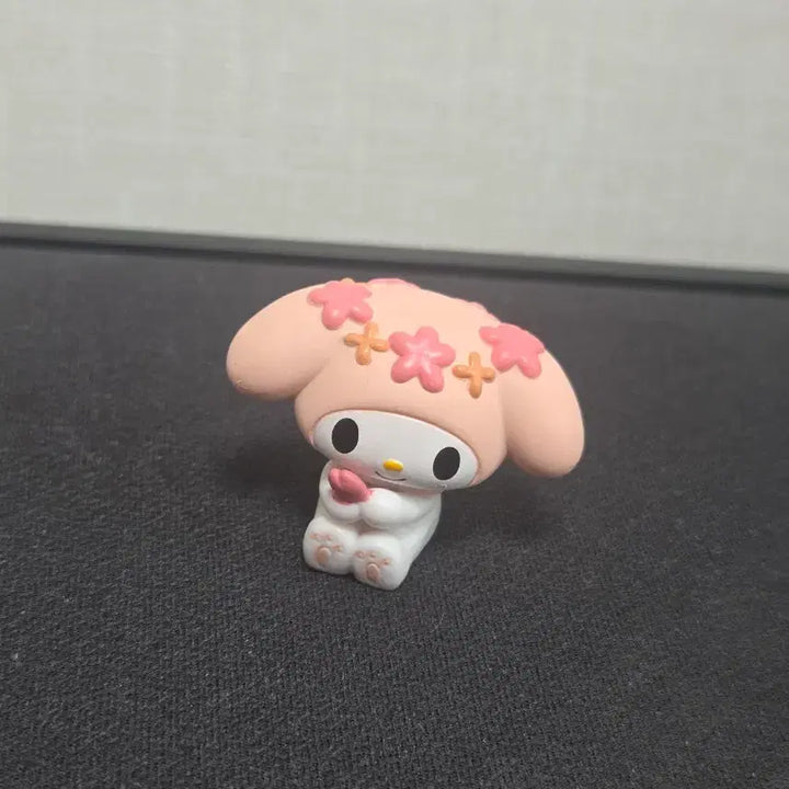 [BUNJANG] Sanrio My Melody Flower Crown Mini Figure / 산리오 마이멜로디 꽃관 미니 피규어