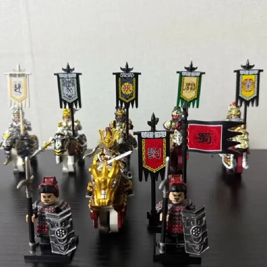 [BUNJANG] Rebrick Oh Hu General Figure Set / 레일리브릭 오호대장군 판매합니다
