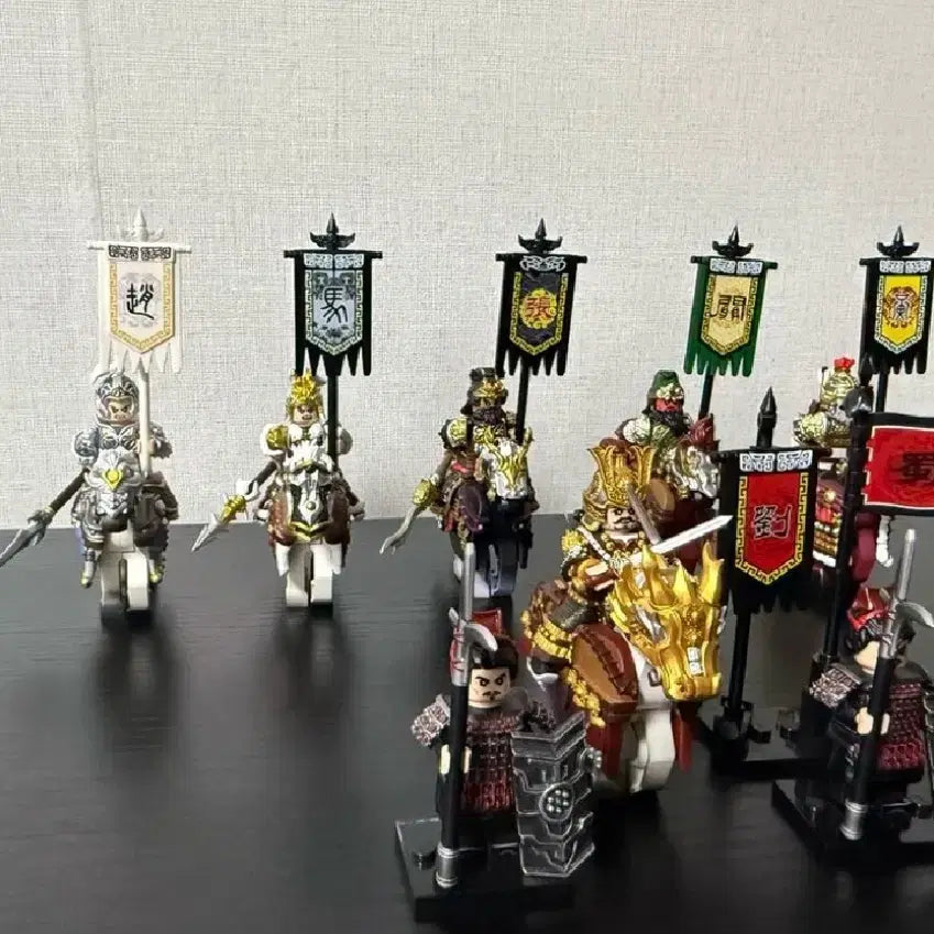 [BUNJANG] Rebrick Oh Hu General Figure Set / 레일리브릭 오호대장군 판매합니다