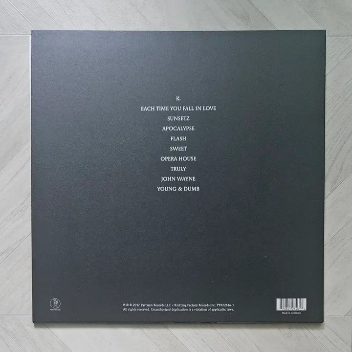 [BUNJANG] Cigarettes After Sex - German Import Black LP / 시가렛 씨가렛 After Sex - 독일 수입반 블랙 LP 섹후땡
