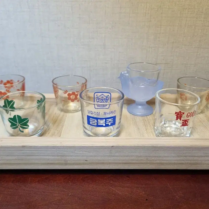 [BUNJANG] Set of 13 Vintage Shot Glasses / 근대사 소주잔 13개 일괄