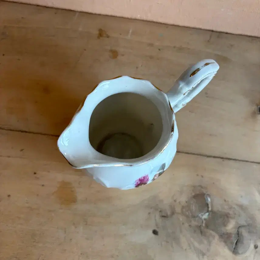 [BUNJANG] 18th-19th Century Vienna Style Antique Porcelain Creamer / 18~19세기 유럽 귀족 풍경을 담은 비엔나 스타일 앤틱 포슬린 크리머