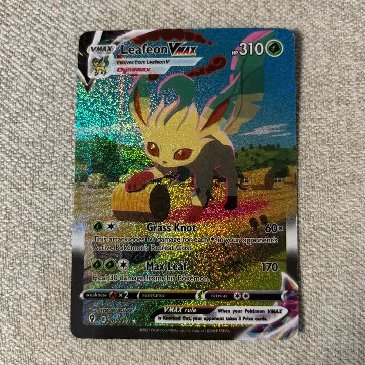 [BUNJANG] Leafeon VMAX 205/203 Alternate Art Secret Rare Trading Card / 리피아 VMAX 판매합니다