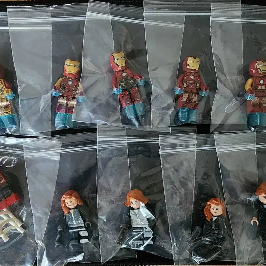 [BUNJANG] LEGO Minifigure Collection - 26 Hero Figures + 5 Polybags / 레고 히어로 피규어(새상품)26개 + 폴리팩 5개 일괄로 19만원 판매합니다