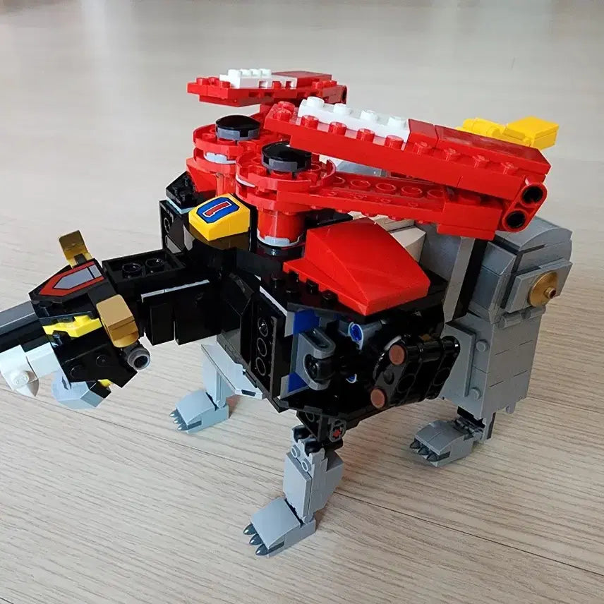 [BUNJANG] LEGO 21311 Voltron (Genuine, Assembled) / 레고 21311 볼트론(정품/조립품) 20만 판매합니다
