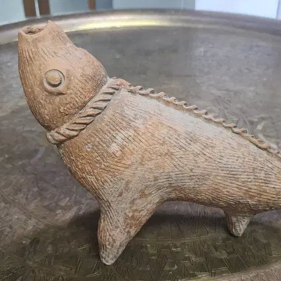 [BUNJANG] Unusual Form Red Earthenware Vessel / 특이한형태동물 홍토기