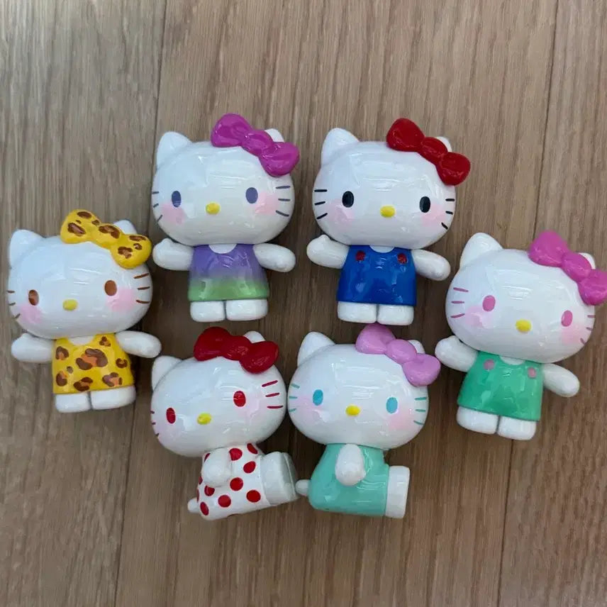 [BUNJANG] Sanrio Toptoy Rainbow Candy Hello Kitty Figure / 산리오 탑토이 레인보우 캔디 키티 헬로키티 피규어