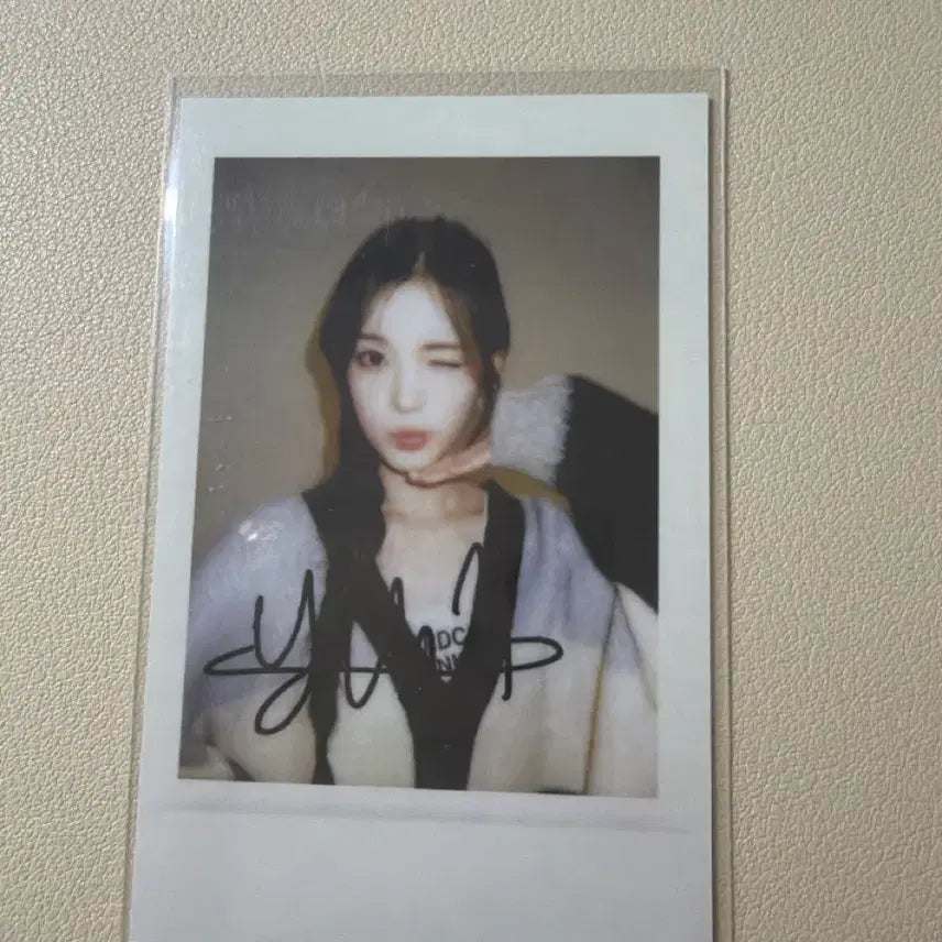[BUNJANG] HaTooHa Yuha Focus Polaroid Photocard / 바로 안전결제) 하투하 유하 focus 폴라로이드 포카