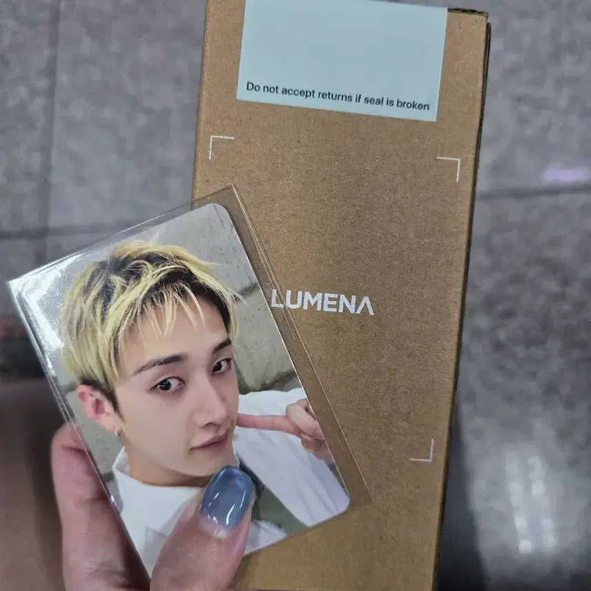 [BUNJANG] Stray Kids This&amp;That Bang Chan Official Photocard + Fan / 스트레이키즈 This&amp;That 공방 포카 (방찬) + 선풍기