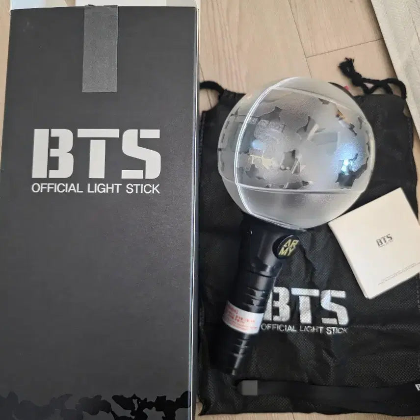 [BUNJANG] BTS Official Light Stick ver.1 / 빙탄소년단 BTS 응원봉 ver.1