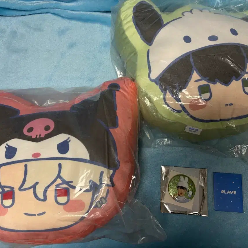 [BUNJANG] PLAVE Ppoo Cushion Eunho Hamin Bundle Set Photocard Holder / 플레이브 뿌 쿠션 은호 하민 미개봉, 캔뱃지 지에스 증명사진 일괄