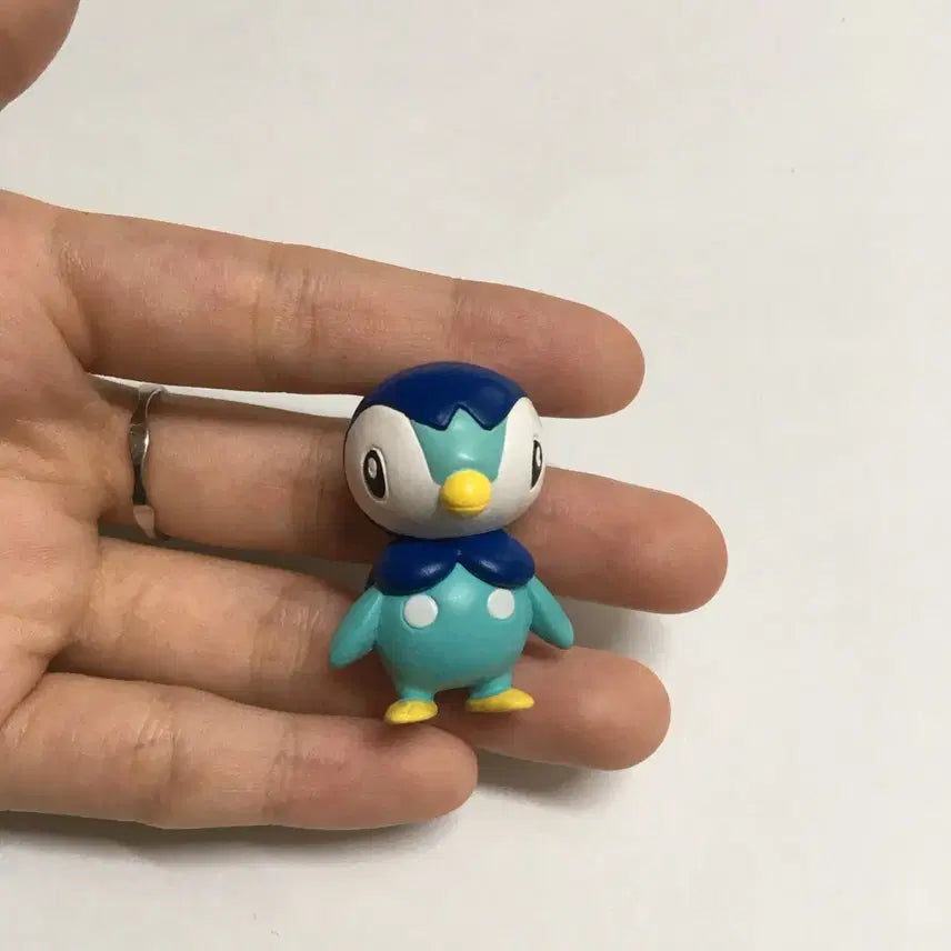 [BUNJANG] Pokemon Piplup Figure, Goods, Plush, Badge, Card / 포켓몬스터 포켓몬 팽도리 펭도리 피규어 가챠 굿즈 인형 뱃지 카드