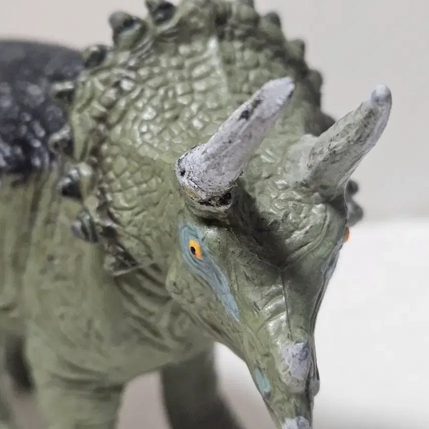 [BUNJANG] Safari Ltd. Carnegie Collection Herbivore Dinosaur Figures (4 Types, Vintage) / 사파리 엘티디 카네기 컬렉션 초식 공룡 피규어 4종 일괄 고전완구