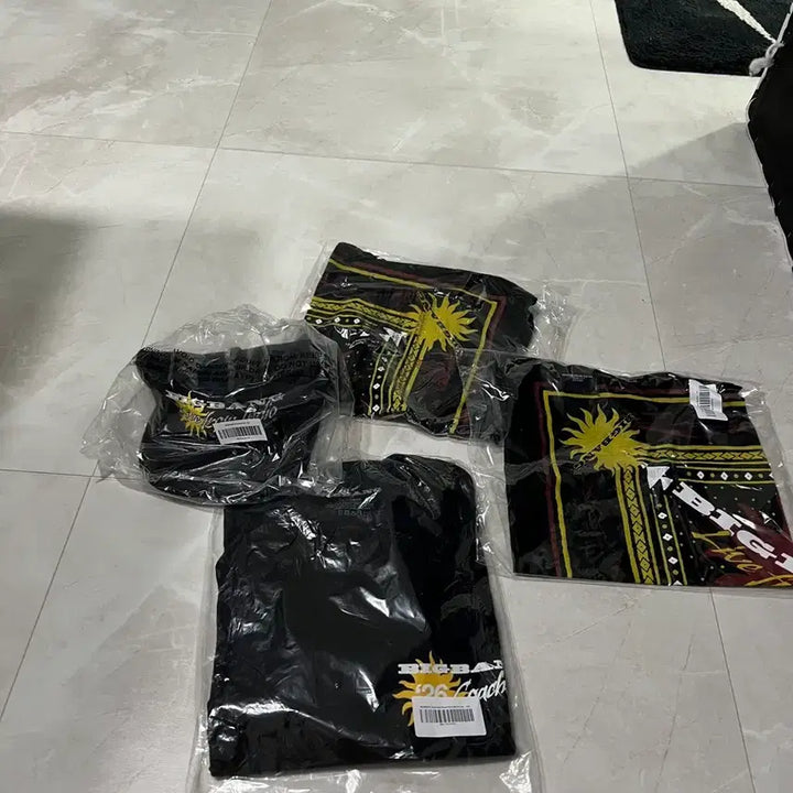 [BUNJANG] BIGBANG Coachella Hat (Sealed) / [미개봉]빅뱅 코첼라 모자