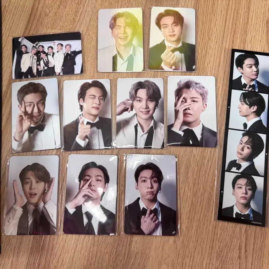[BUNJANG] BTS 2021 The Fact Photobook Special Edition + Photocard / 방탄 2021 더팩트 BTS 포토북 스페셜 에디션 + 포토카드