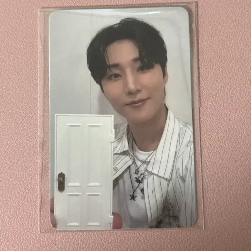 [BUNJANG] Young K Solo Concert First Day Entrance Photocard / 영케이 영기스트 솔콘 솔로콘서트 첫콘 입장포카 양도