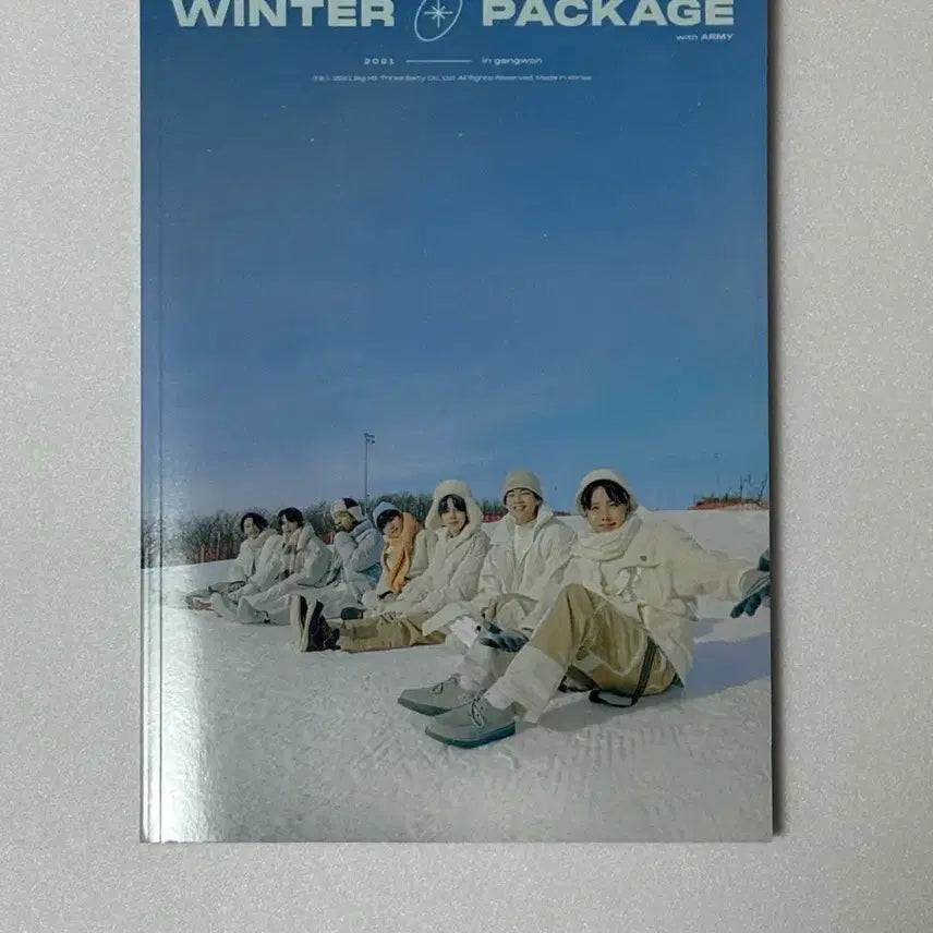 [BUNJANG] BTS 2021 Winter Package In Gangwon Photobook / BTS 2021 WINTER PACKAGE 인 강원 포토북 / 올셋 아님