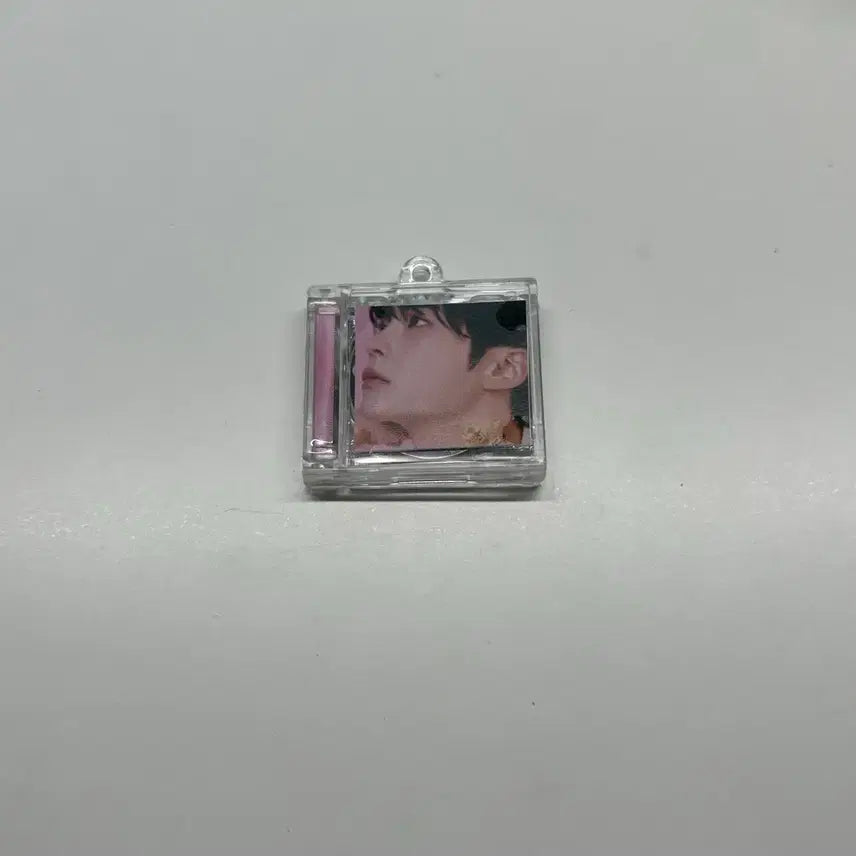 [BUNJANG] Sung Hanbin NFC Album Keyring / 성한빈 NFC 앨범 키링