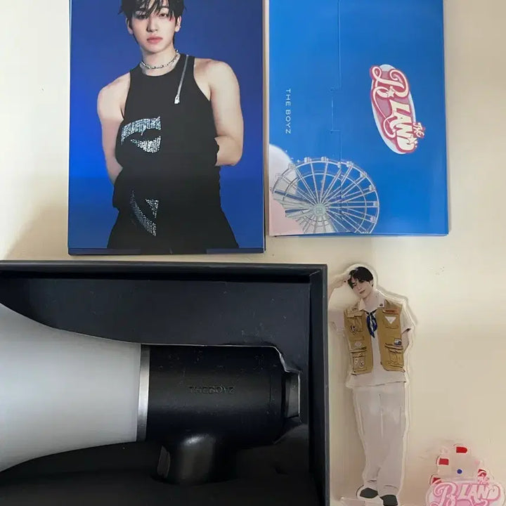 [BUNJANG] The Boyz The B-Bomb Postcard Set Bundle / 더보이즈 구 더비봉 일괄