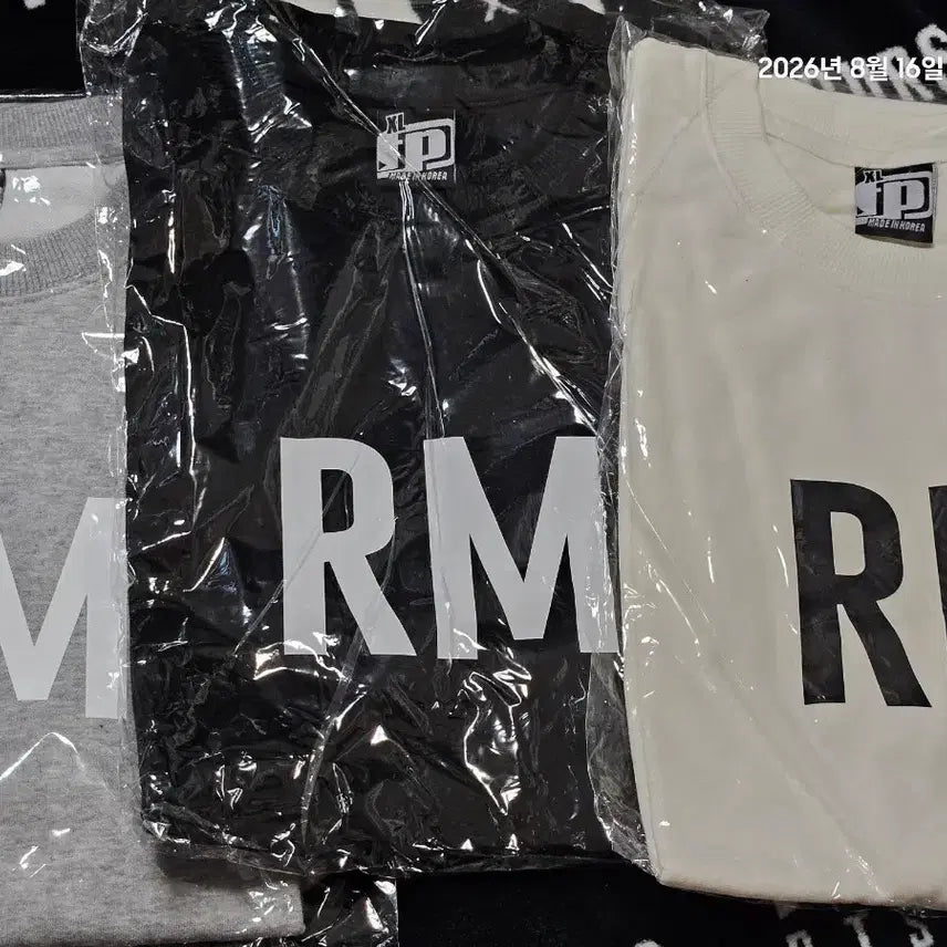 [BUNJANG] BTS Fanmade Initial T-Shirt / 방탄 비공굿 팬메이드 이니셜 티셔츠(새상품)