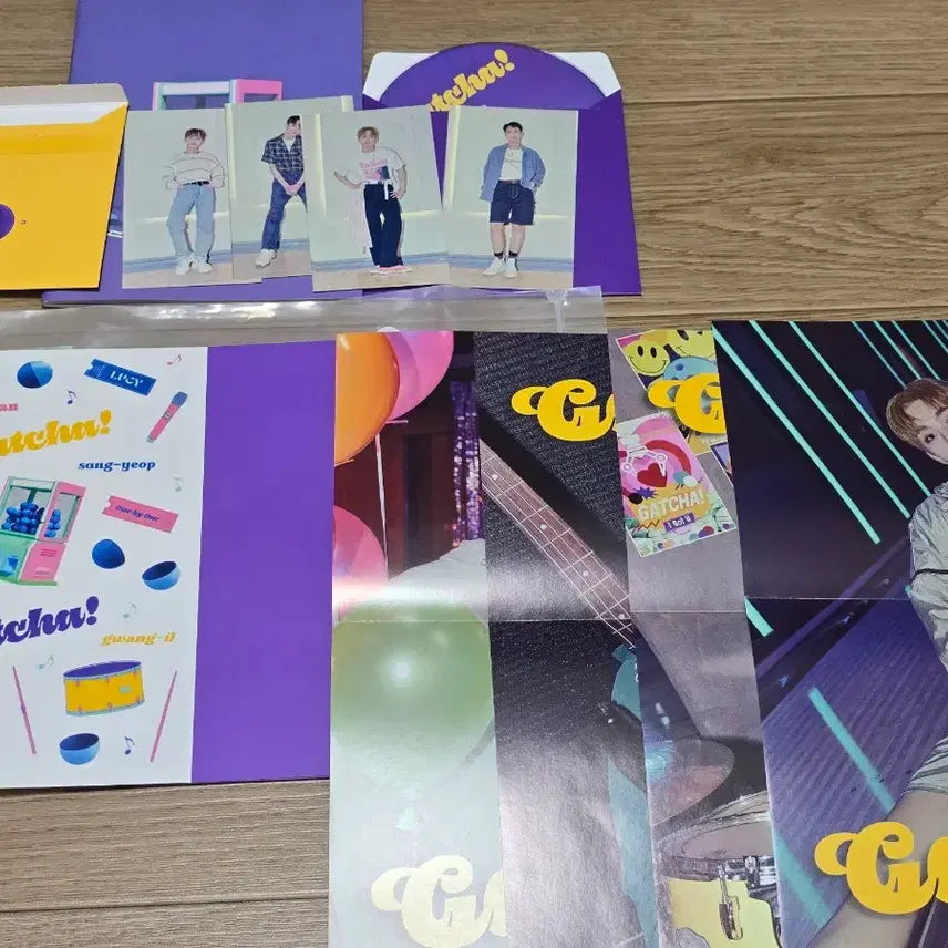 [BUNJANG] Lucy Gatcha Album (Unsealed) / [개봉] 루시 갓챠 앨범 (포카, 코인o)