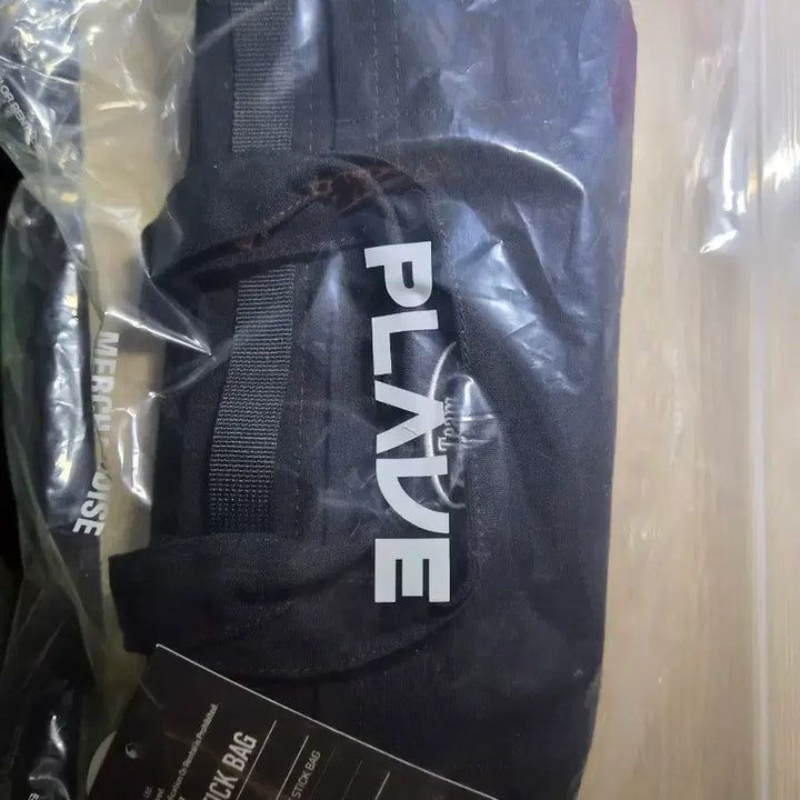 [BUNJANG] PLAVE Official Lightstick &amp; Lightstick Bag Bundle (Eunho Parts Included) / 플레이브 응원봉, 응원봉 가방, 은호 파츠, 가방 일괄 판매