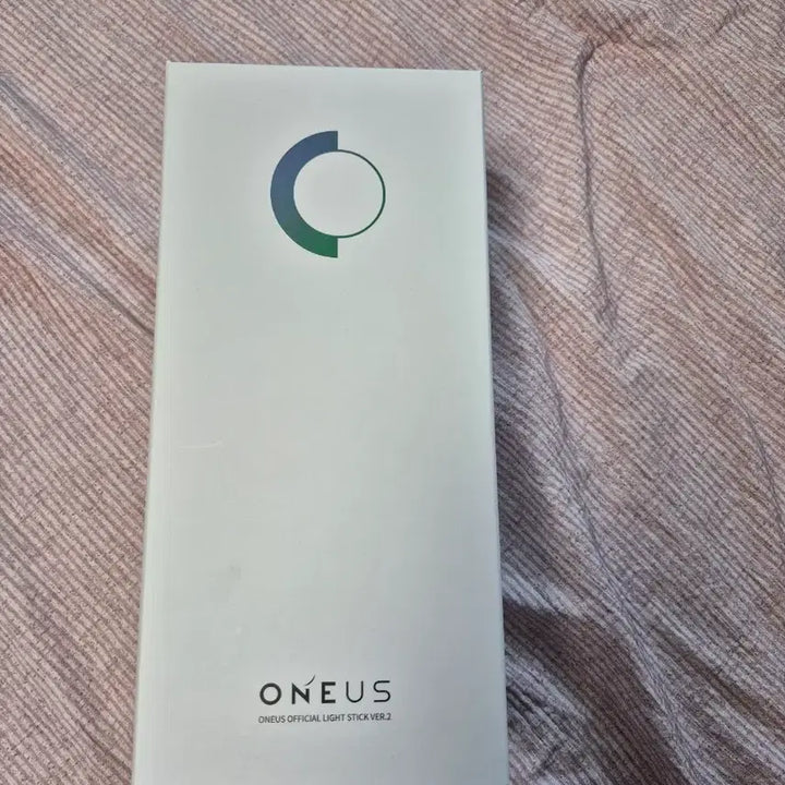 [BUNJANG] ONEUS Official Light Stick Version 2 / 원어스 응원봉 버전2 양도합니다