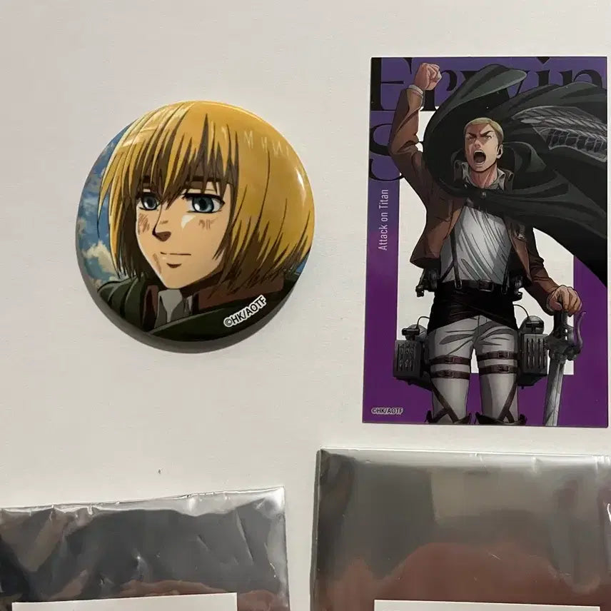 [BUNJANG] Attack on Titan Armin &amp; Erwin Animate Hongdae Pop-up Goods Bundle Set / 진격의거인 아르민 엘빈 애니메이트 홍대 팝업 굿즈 일괄